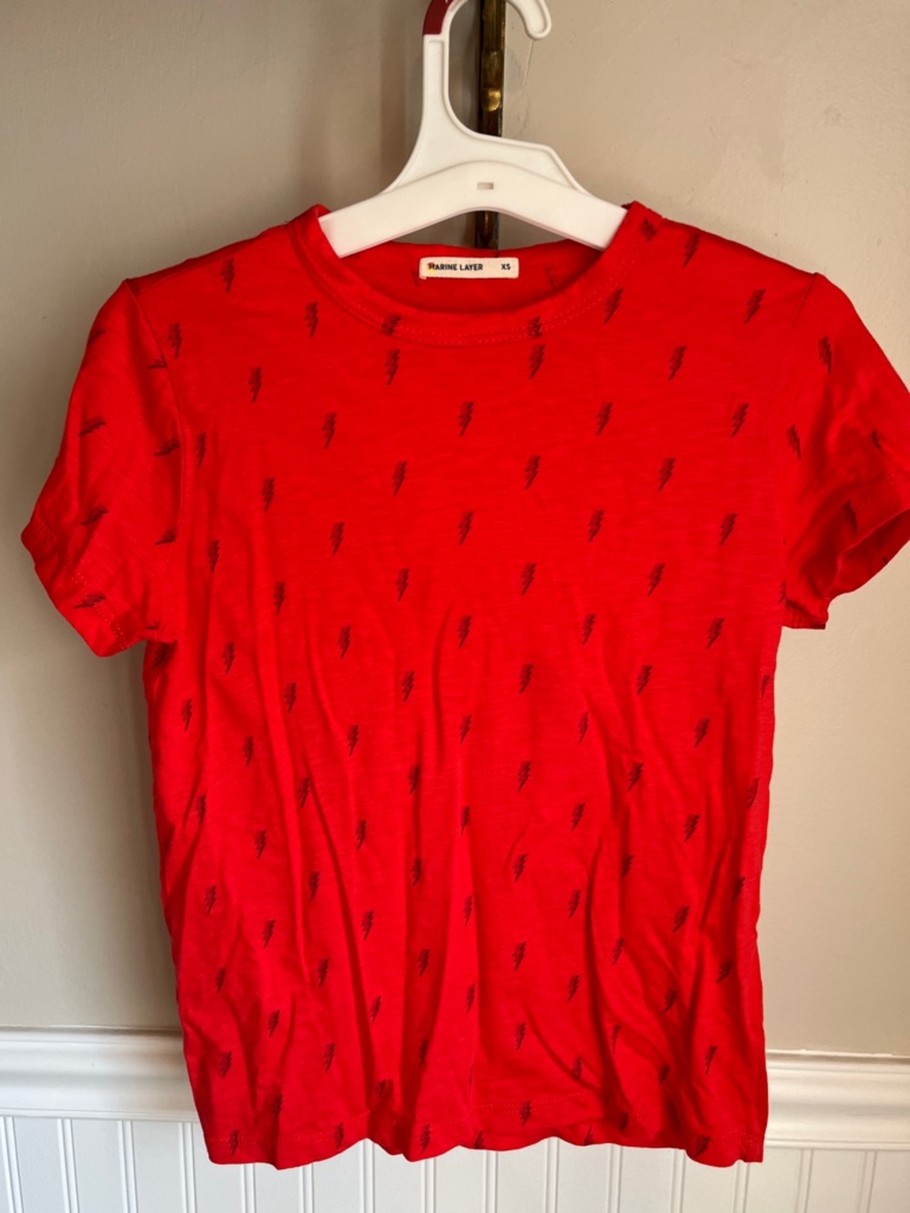 Marine Layer Red Lightning Bolt Print Graphic Tee - XS - Absurdly Soft
